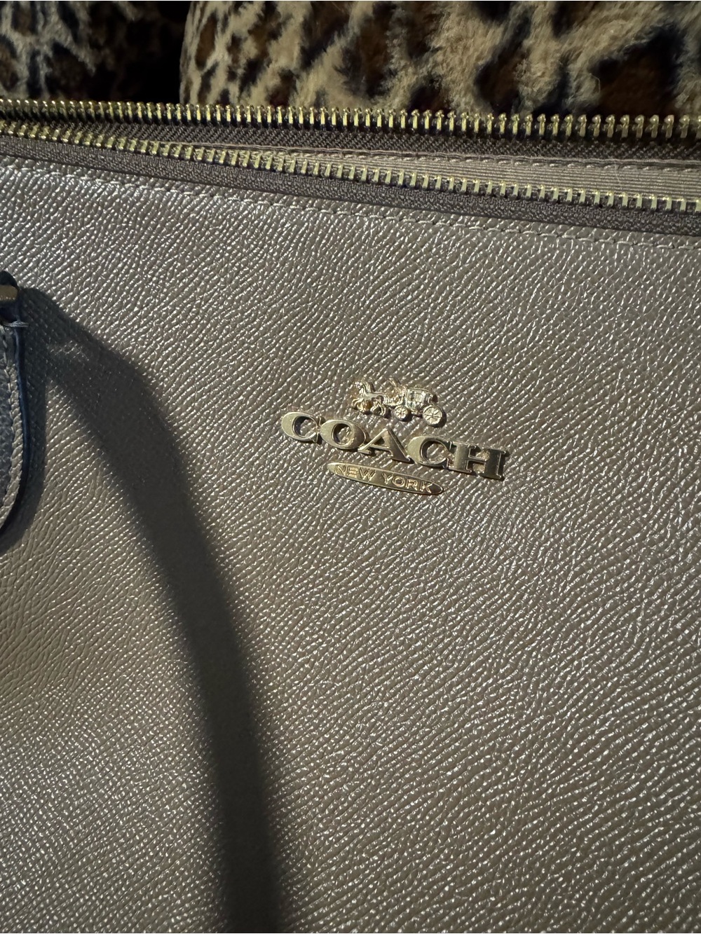 Coach Taupe Leather Tote Bag - Coach Signature Zip-Top Tote in Taupe NWOB - Picture 2 of 7